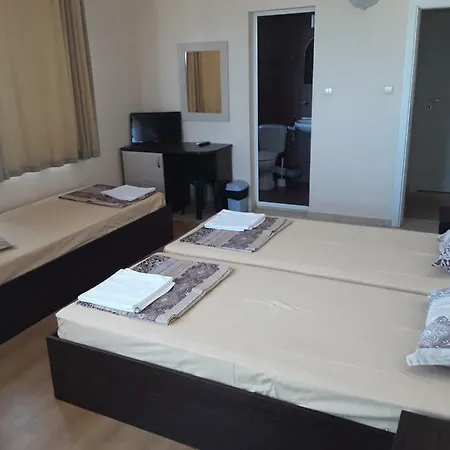 Hotel Emerald *