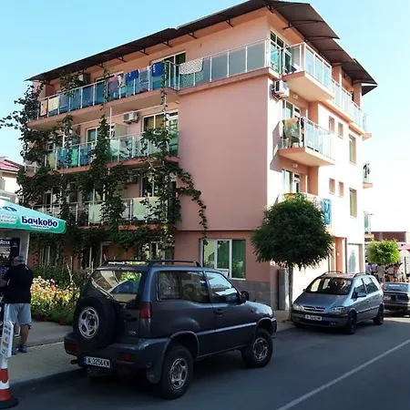 Hotel Emerald