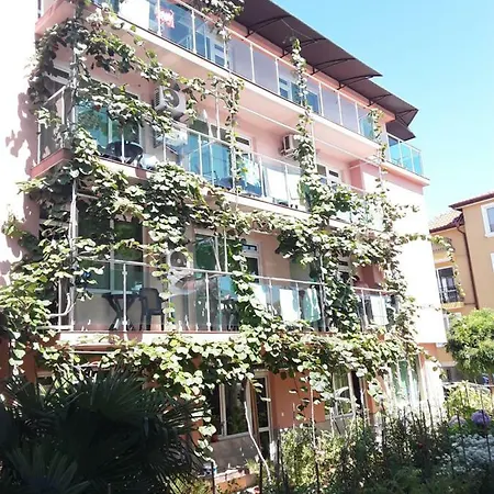 Hotel Emerald Kiten (Burgas)